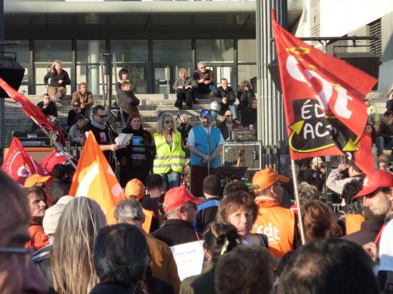 manifestation du 06 Novembre à Toulon