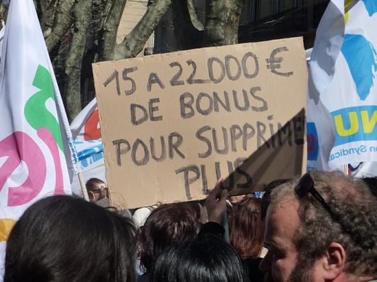 Mobilisation contre les suppressions de postes - 19 Mars