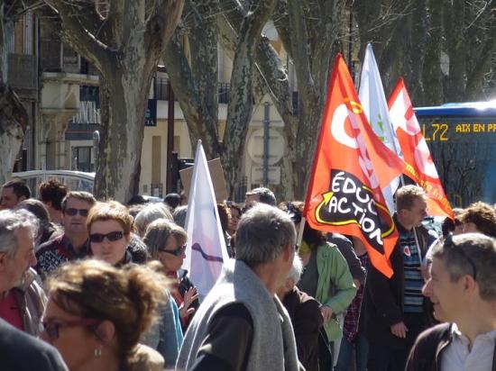 Mobilisation contre les suppressions de postes - 19 Mars